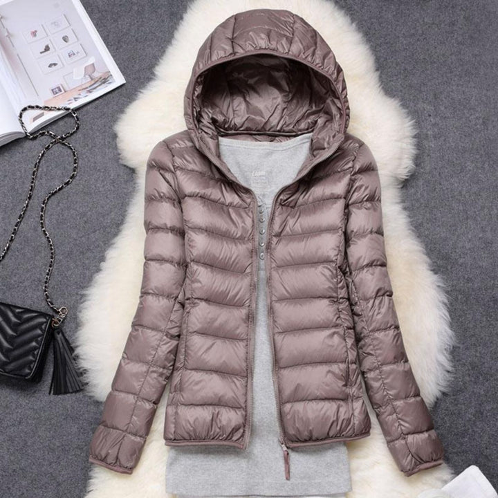 Vilda™ Wind- & Waterdichte Dames Jas – Licht, Comfortabel & Perfect voor de Lente