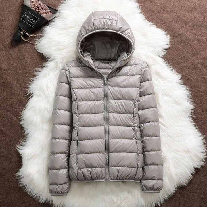 Vilda™ Wind- & Waterdichte Dames Jas – Licht, Comfortabel & Perfect voor de Lente